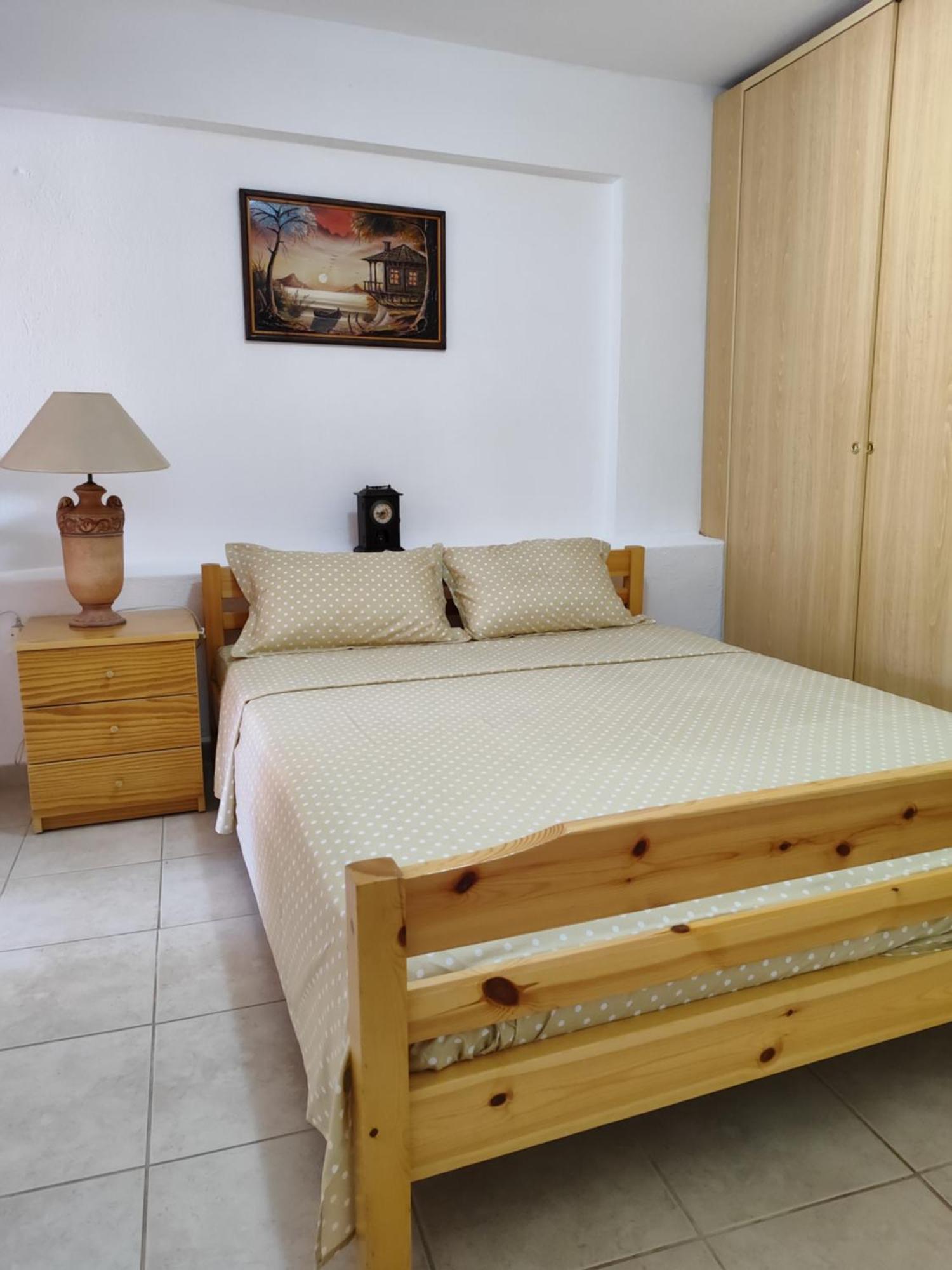 Maisonette Wave Метаморфоси Екстериор снимка